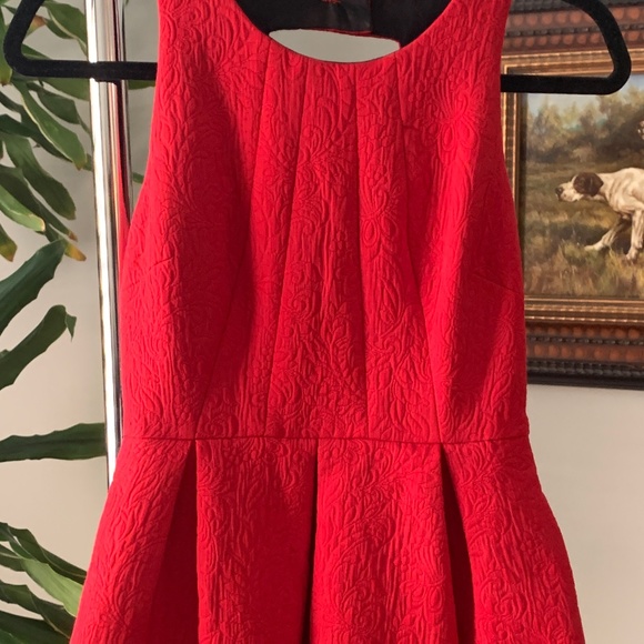 Stunning Red Anthropologie Dress Size 0 - Picture 2 of 6